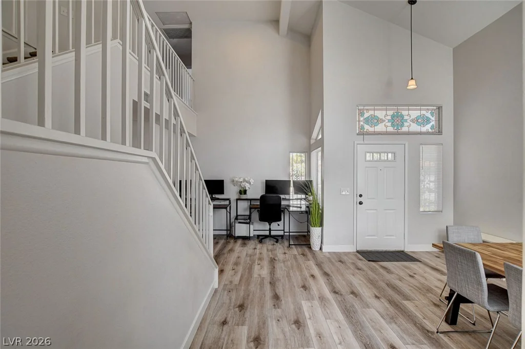 8626 Tiverton, Las Vegas, NV 89123