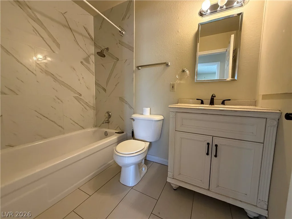 4734 Roberta, Las Vegas, NV 89119