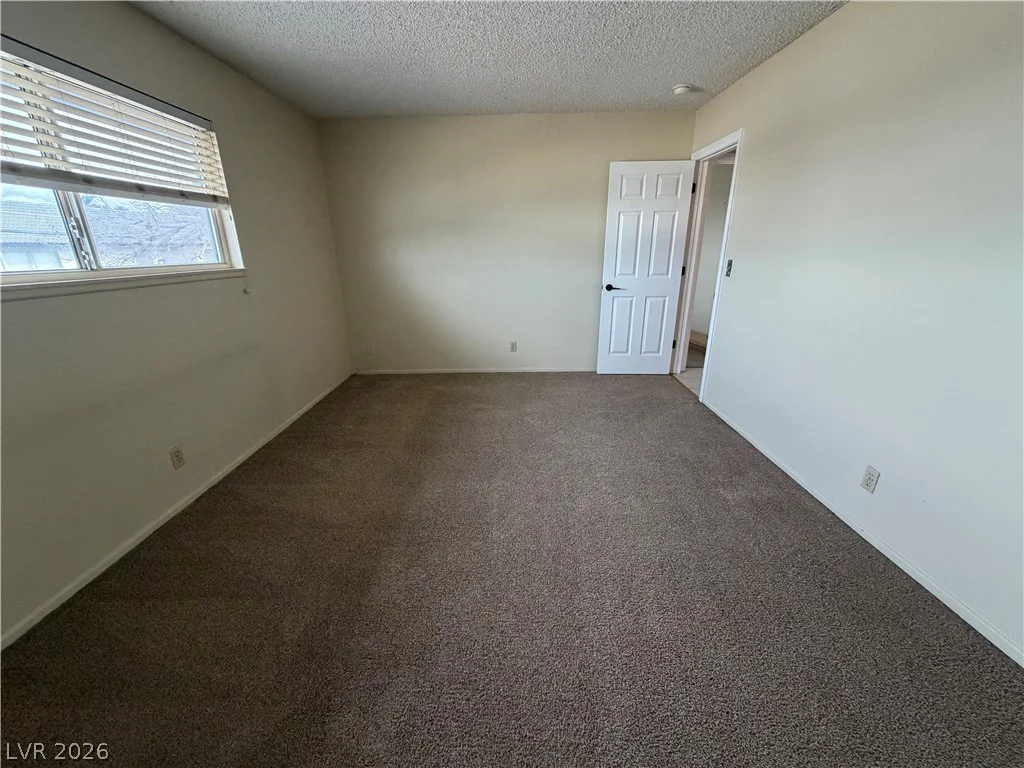 4734 Roberta, Las Vegas, NV 89119
