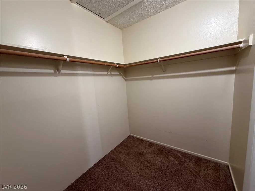 4734 Roberta, Las Vegas, NV 89119