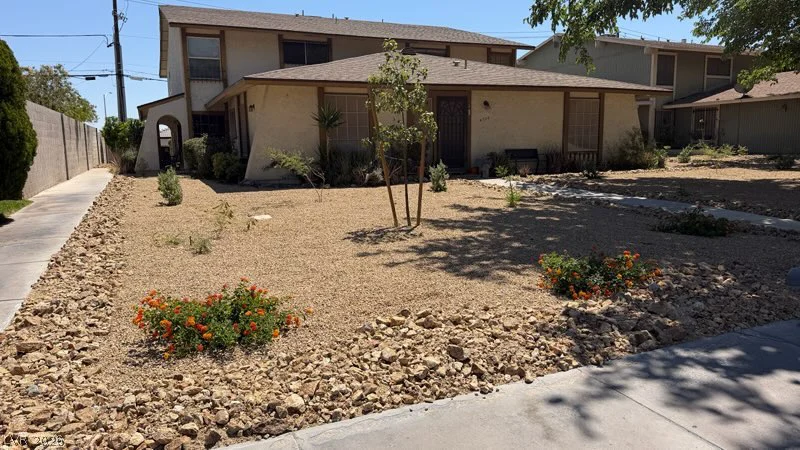 4734 Roberta, Las Vegas, NV 89119