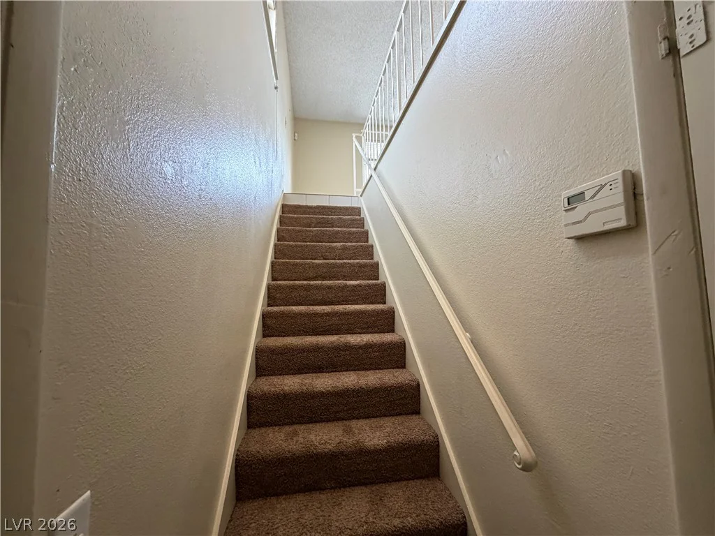 4734 Roberta, Las Vegas, NV 89119