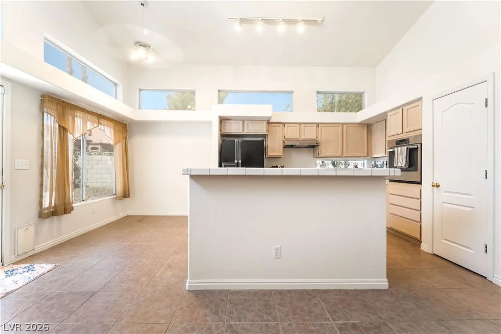 2105 Club Meadows, Henderson, NV 89074