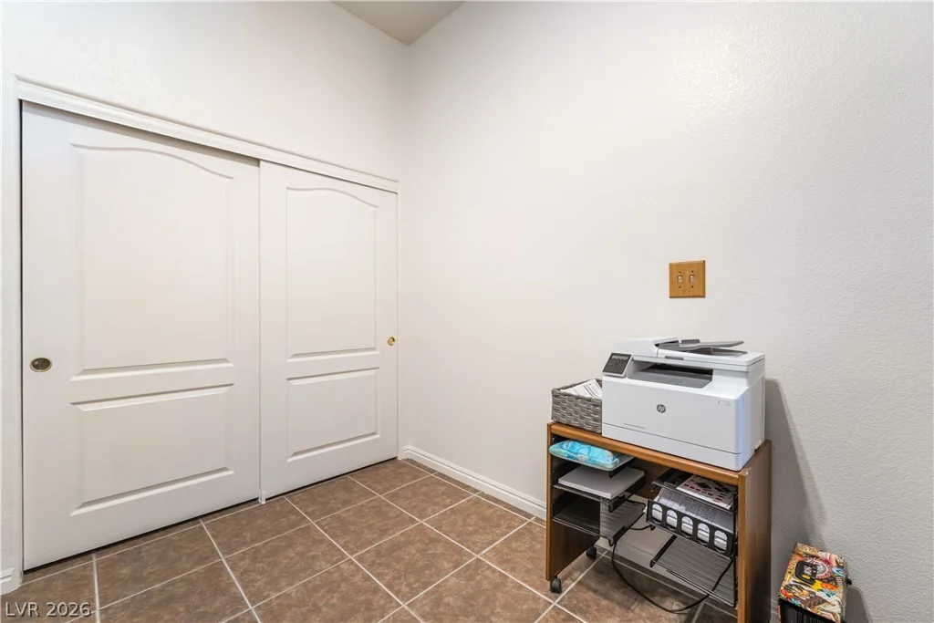 2105 Club Meadows, Henderson, NV 89074