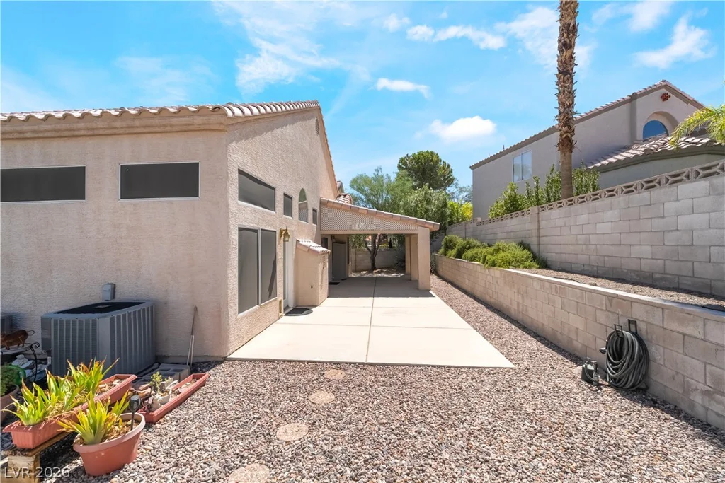 2105 Club Meadows, Henderson, NV 89074