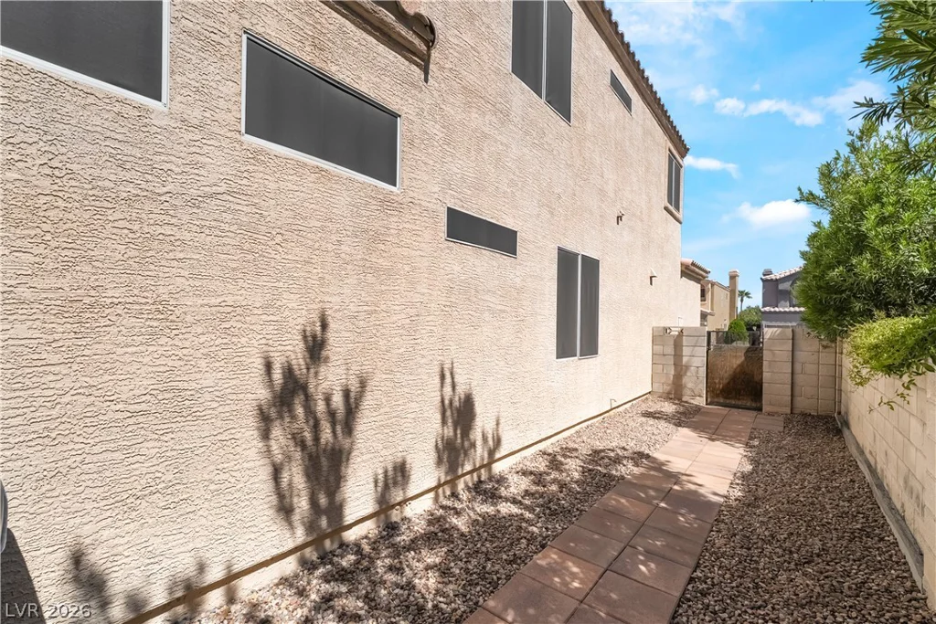 2105 Club Meadows, Henderson, NV 89074