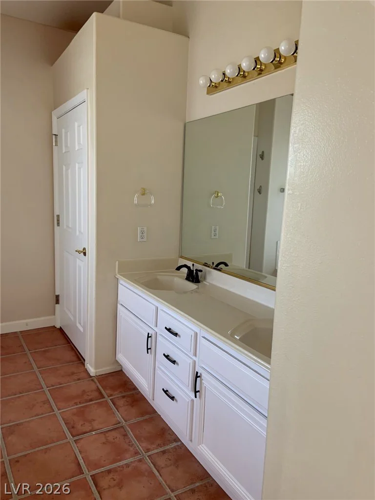 1240 Emerald Crest, Henderson, NV 89052