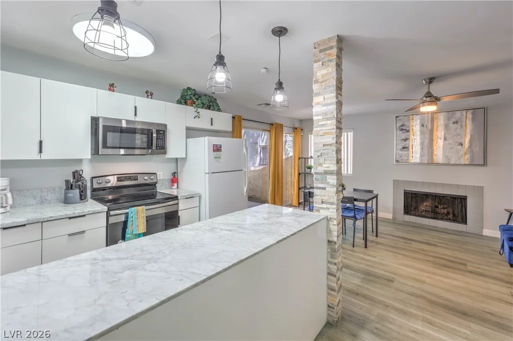 5045 Spencer, Las Vegas, NV 89119