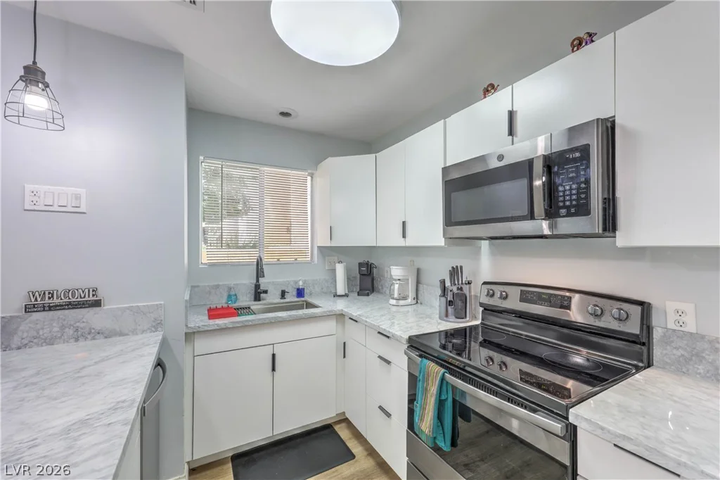 5045 Spencer, Las Vegas, NV 89119