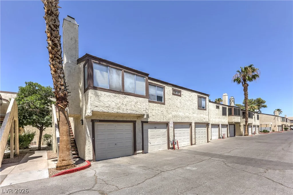 5045 Spencer, Las Vegas, NV 89119
