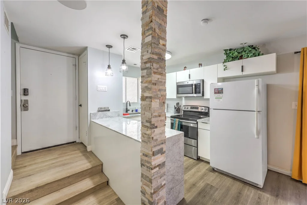 5045 Spencer, Las Vegas, NV 89119