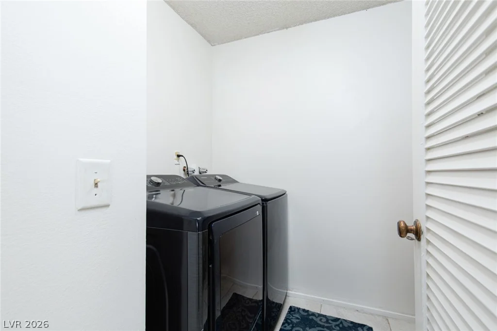 3525 Victory, Las Vegas, NV 89121