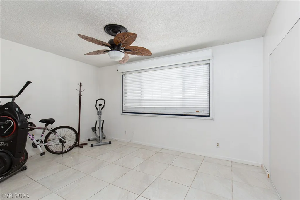 3525 Victory, Las Vegas, NV 89121