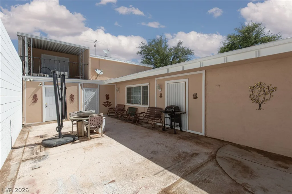 3525 Victory, Las Vegas, NV 89121