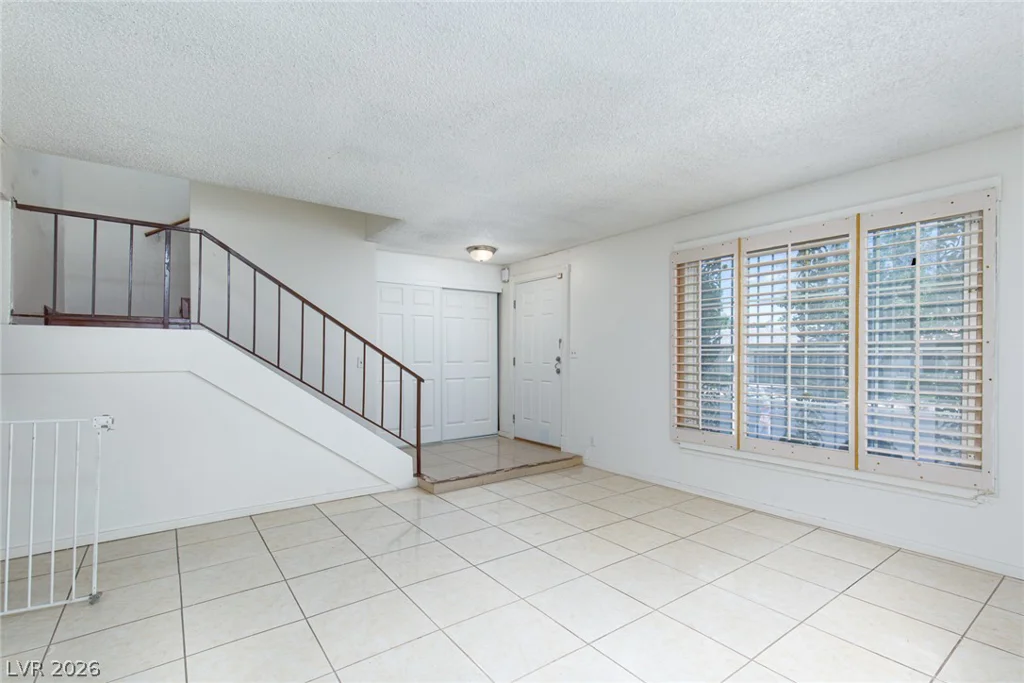 3525 Victory, Las Vegas, NV 89121