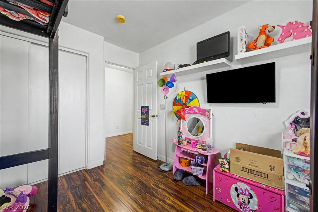 8633 Vivid Violet, Las Vegas, NV 89143