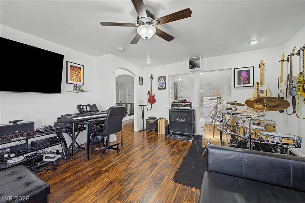 8633 Vivid Violet, Las Vegas, NV 89143