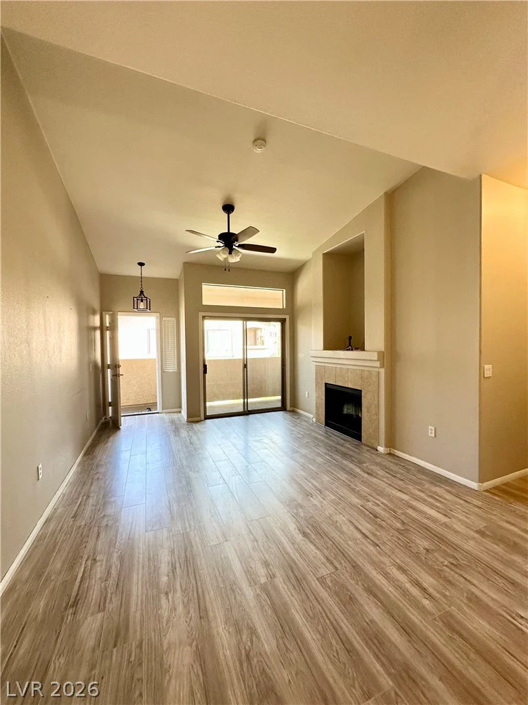 8985 Durango, Las Vegas, NV 89113