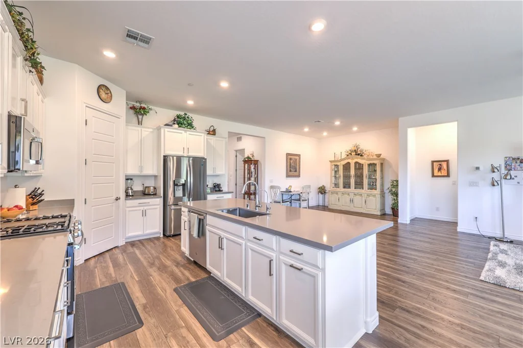 469 Sunland Springs, Henderson, NV 89011
