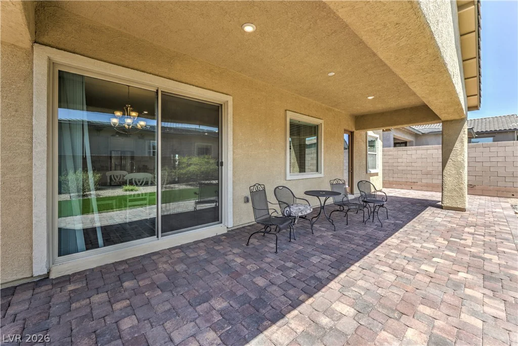 469 Sunland Springs, Henderson, NV 89011