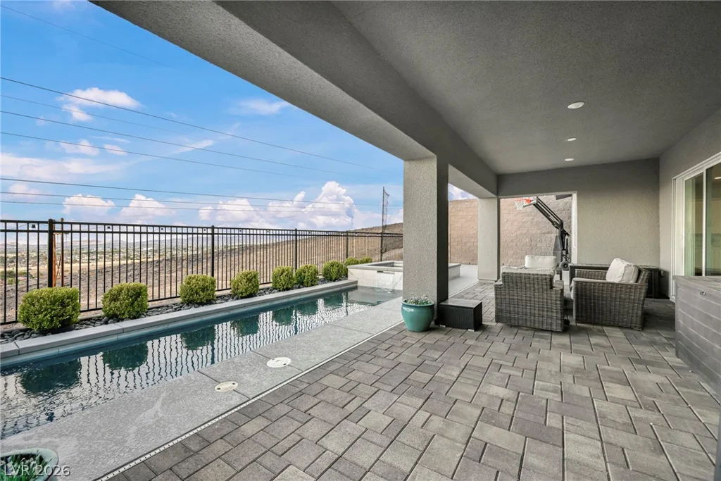230 Shaded Canyon, Henderson, NV 89012