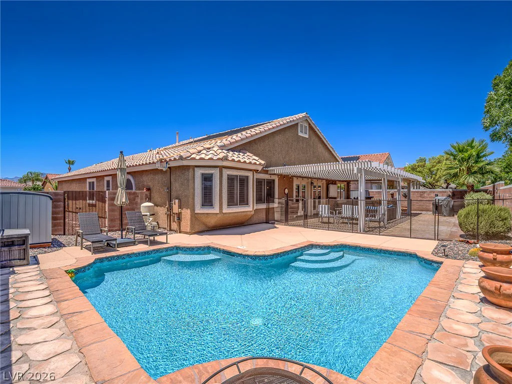 6608 Ruddock, North Las Vegas, NV 89084