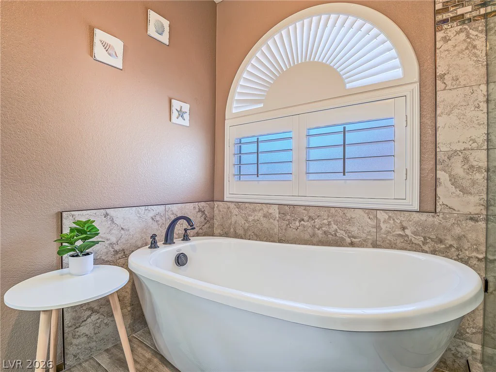 6608 Ruddock, North Las Vegas, NV 89084