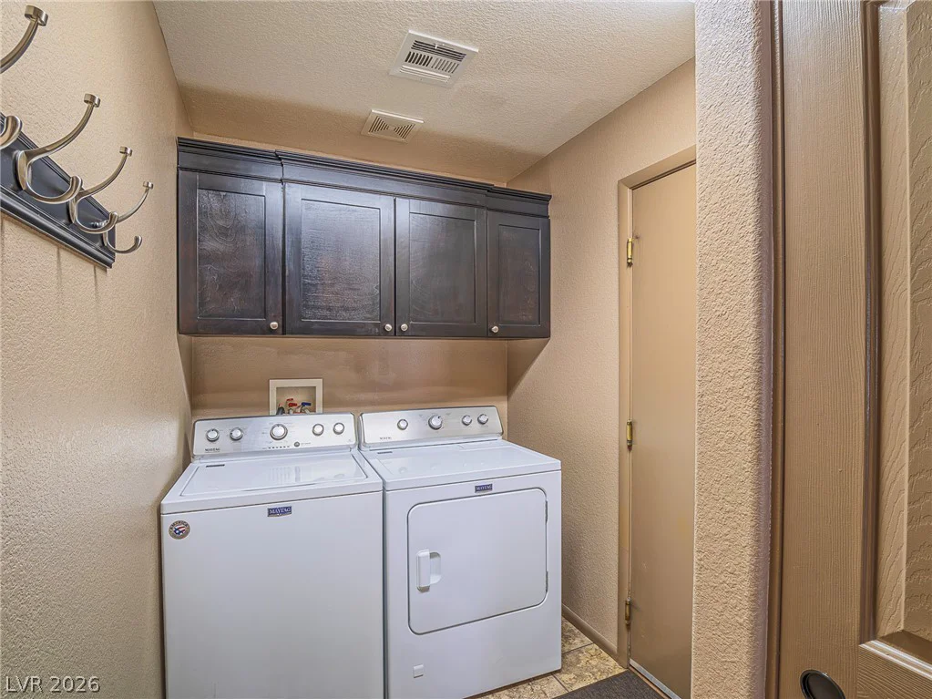 6608 Ruddock, North Las Vegas, NV 89084