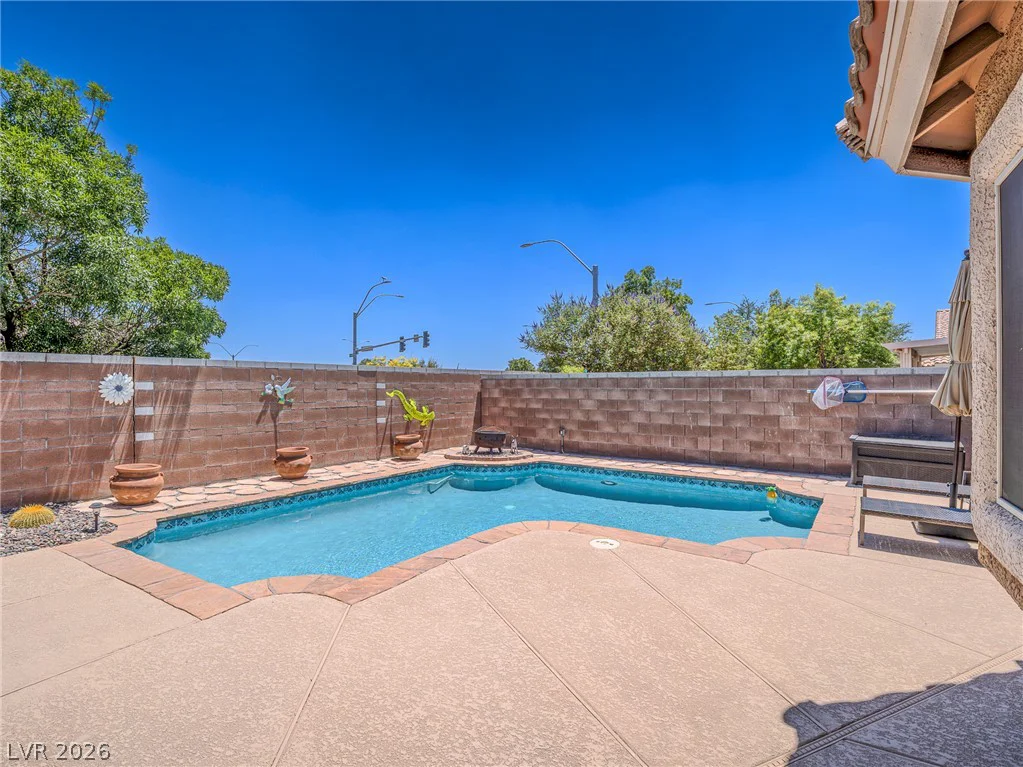 6608 Ruddock, North Las Vegas, NV 89084