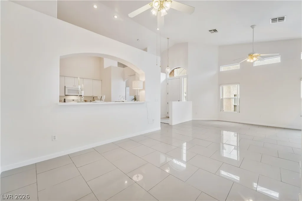 9791 Hickory Crest, Las Vegas, NV 89147