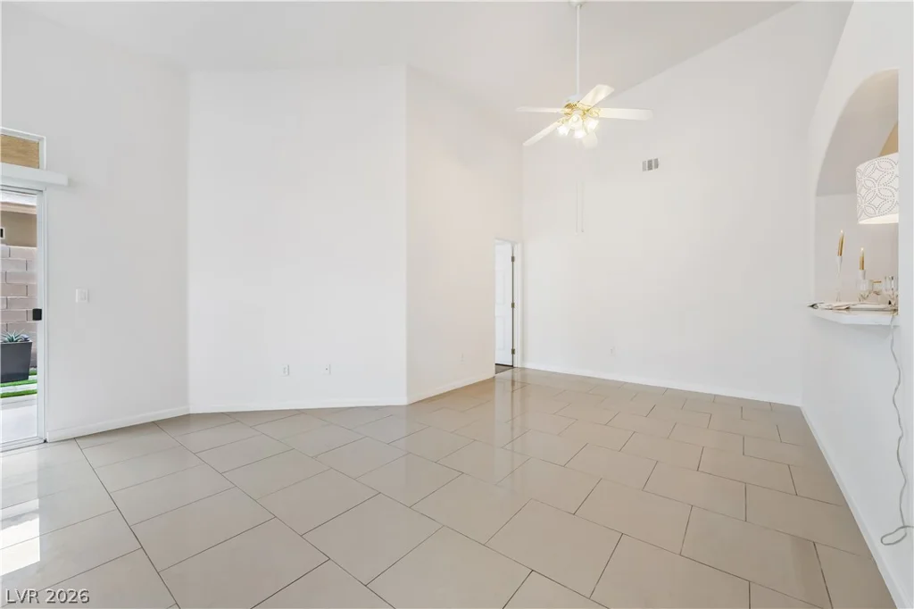 9791 Hickory Crest, Las Vegas, NV 89147