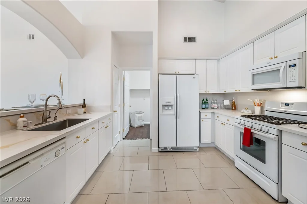 9791 Hickory Crest, Las Vegas, NV 89147