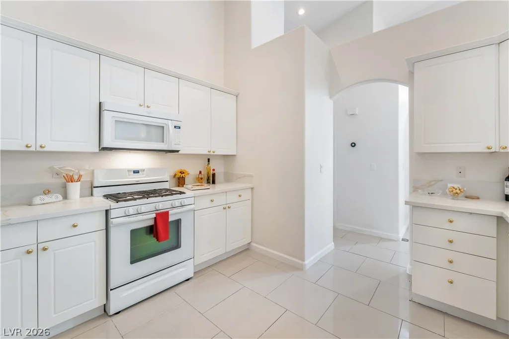 9791 Hickory Crest, Las Vegas, NV 89147