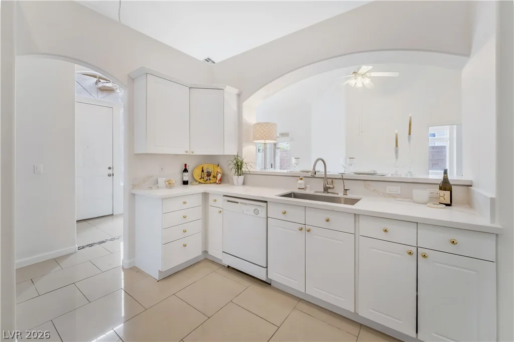 9791 Hickory Crest, Las Vegas, NV 89147