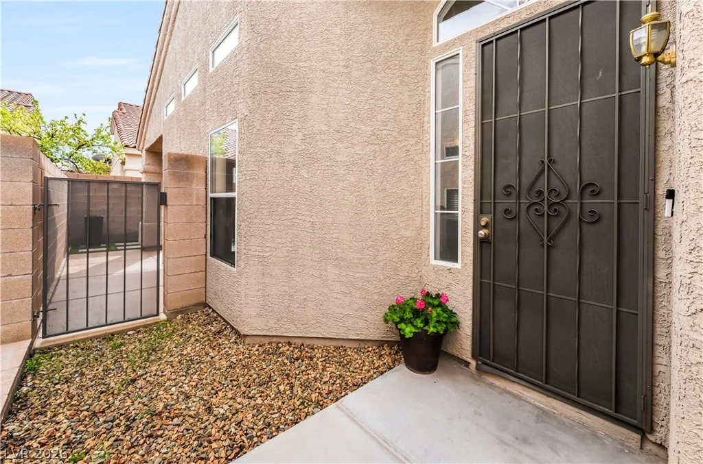 9791 Hickory Crest, Las Vegas, NV 89147