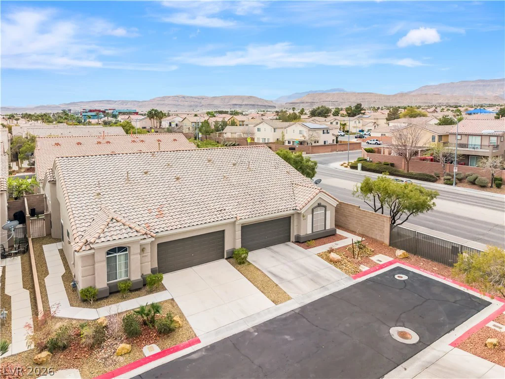 9791 Hickory Crest, Las Vegas, NV 89147