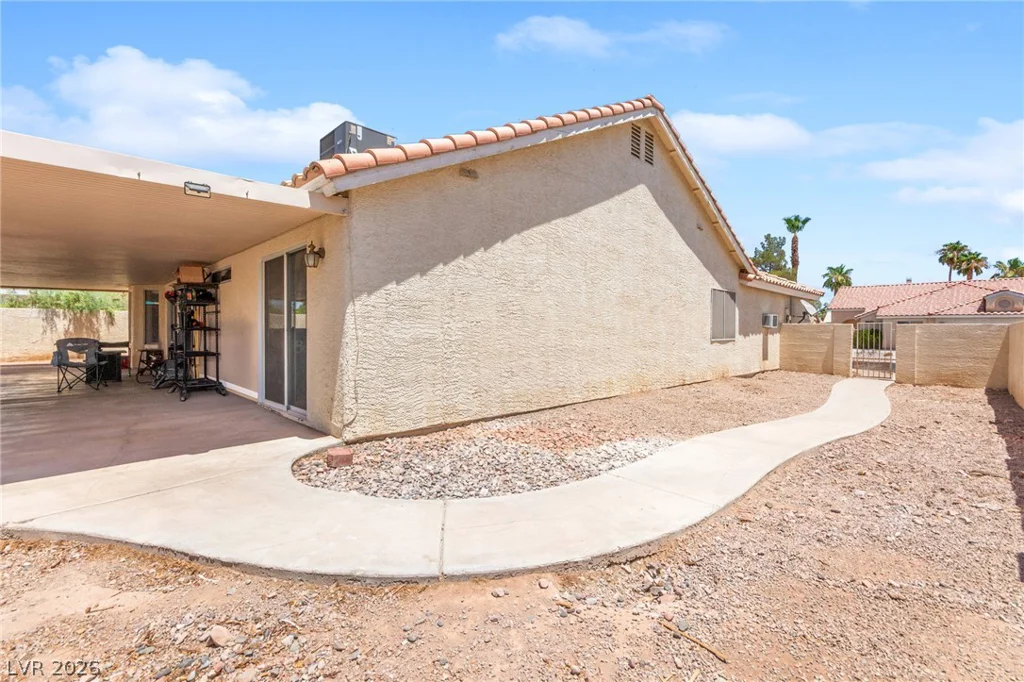 4689 Canna, Las Vegas, NV 89122