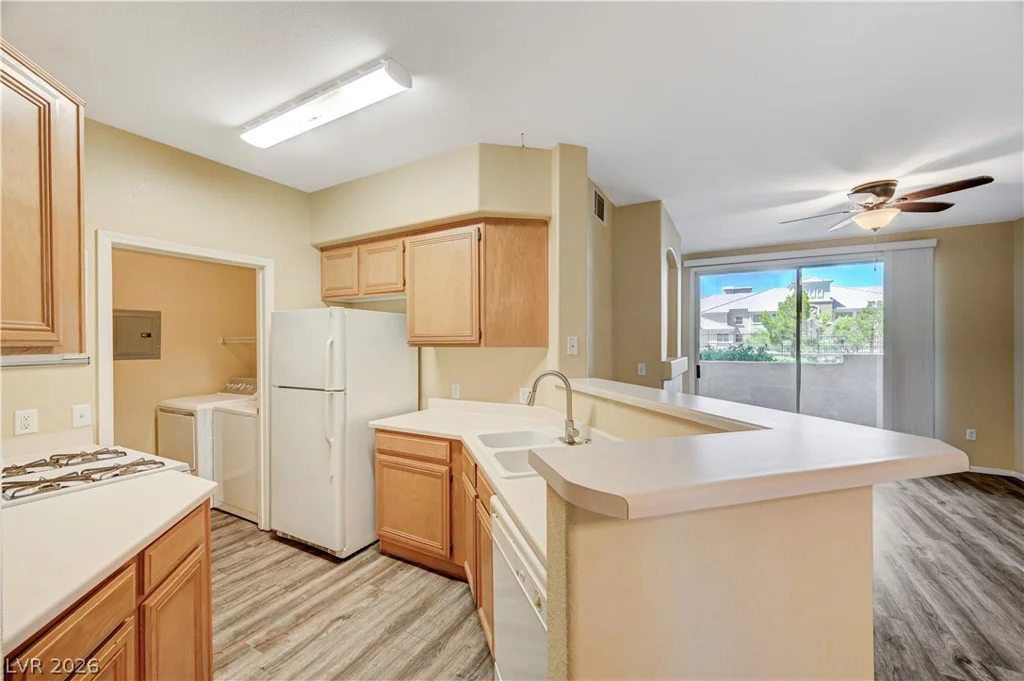 7127 Durango, Las Vegas, NV 89113