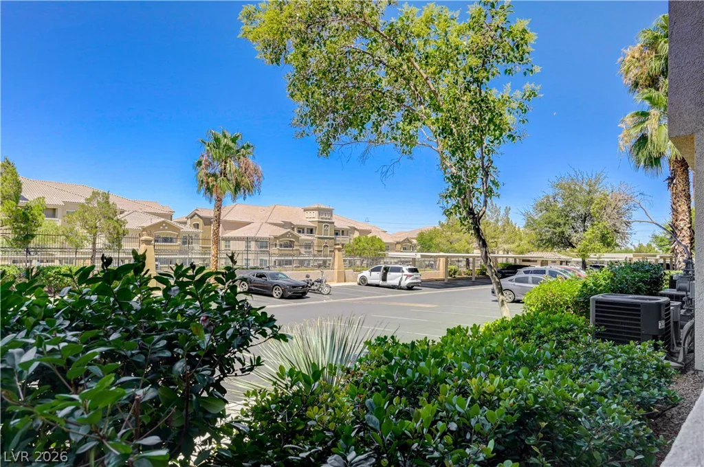 7127 Durango, Las Vegas, NV 89113