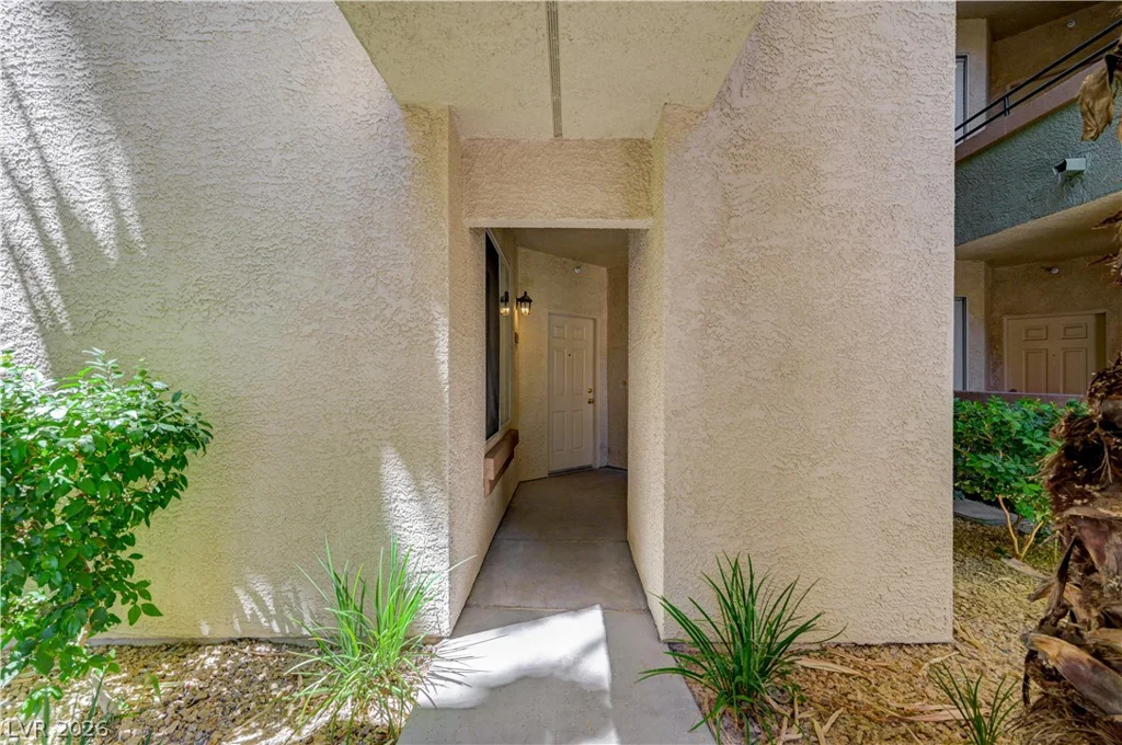7127 Durango, Las Vegas, NV 89113