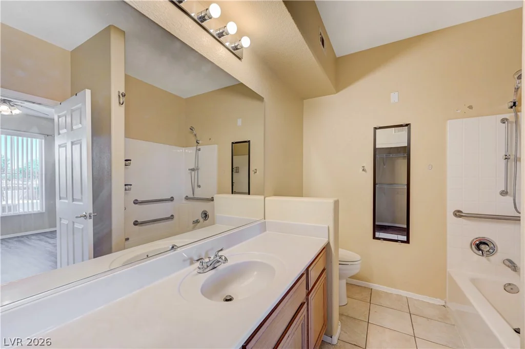 7127 Durango, Las Vegas, NV 89113