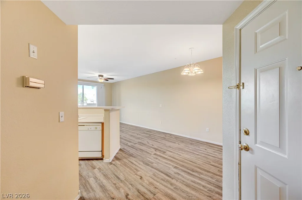 7127 Durango, Las Vegas, NV 89113