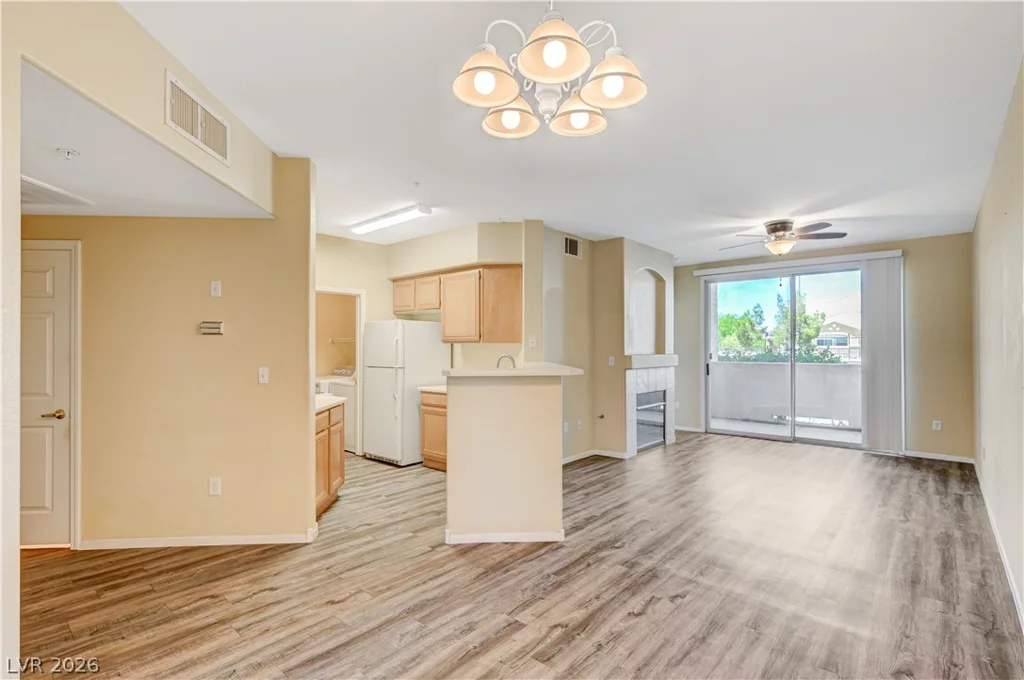 7127 Durango, Las Vegas, NV 89113