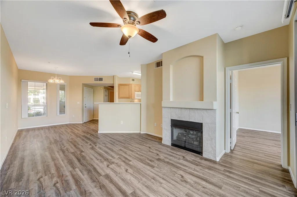 7127 Durango, Las Vegas, NV 89113