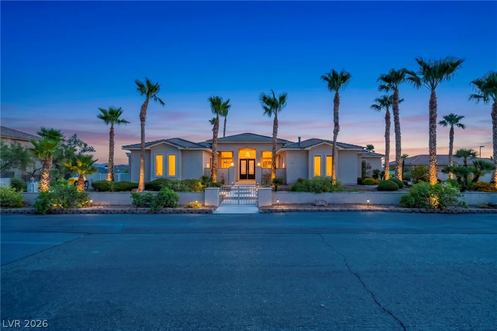 5960 Michelli Crest, Las Vegas, NV 89149
