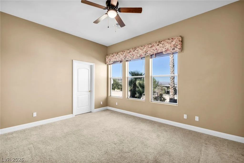 5960 Michelli Crest, Las Vegas, NV 89149