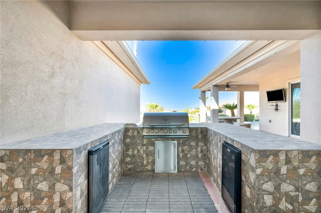 5960 Michelli Crest, Las Vegas, NV 89149