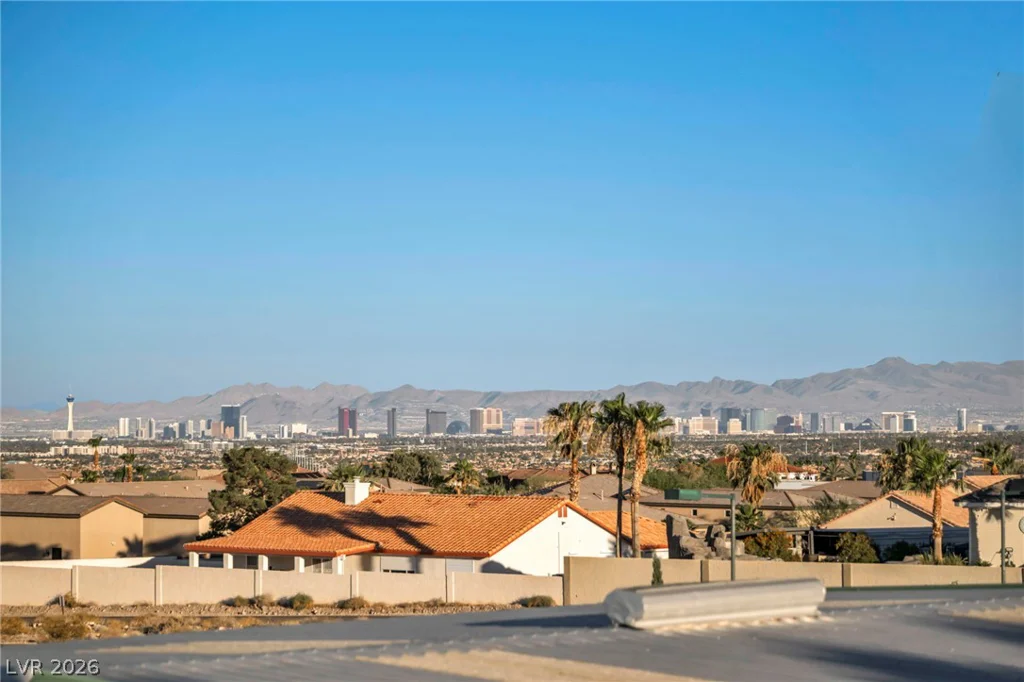 5960 Michelli Crest, Las Vegas, NV 89149