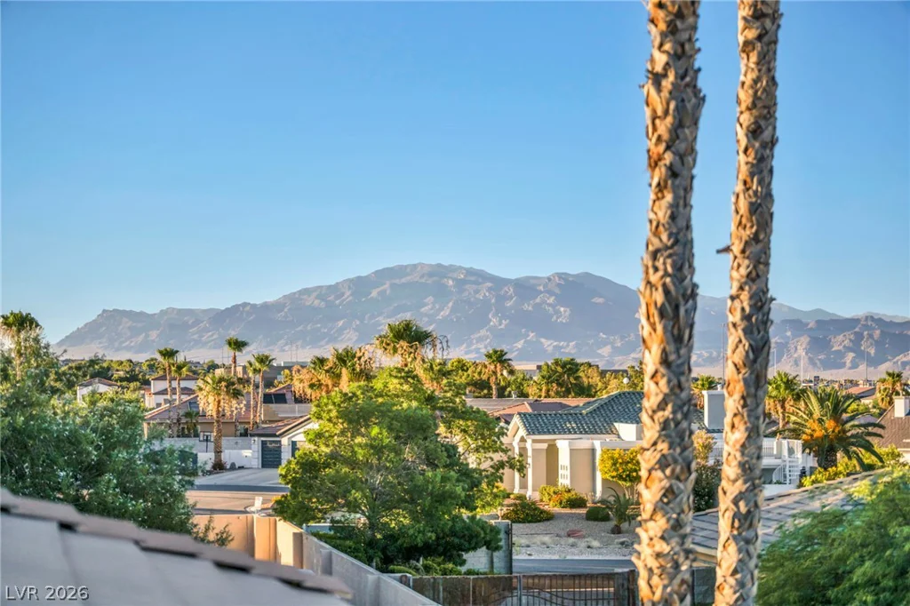 5960 Michelli Crest, Las Vegas, NV 89149