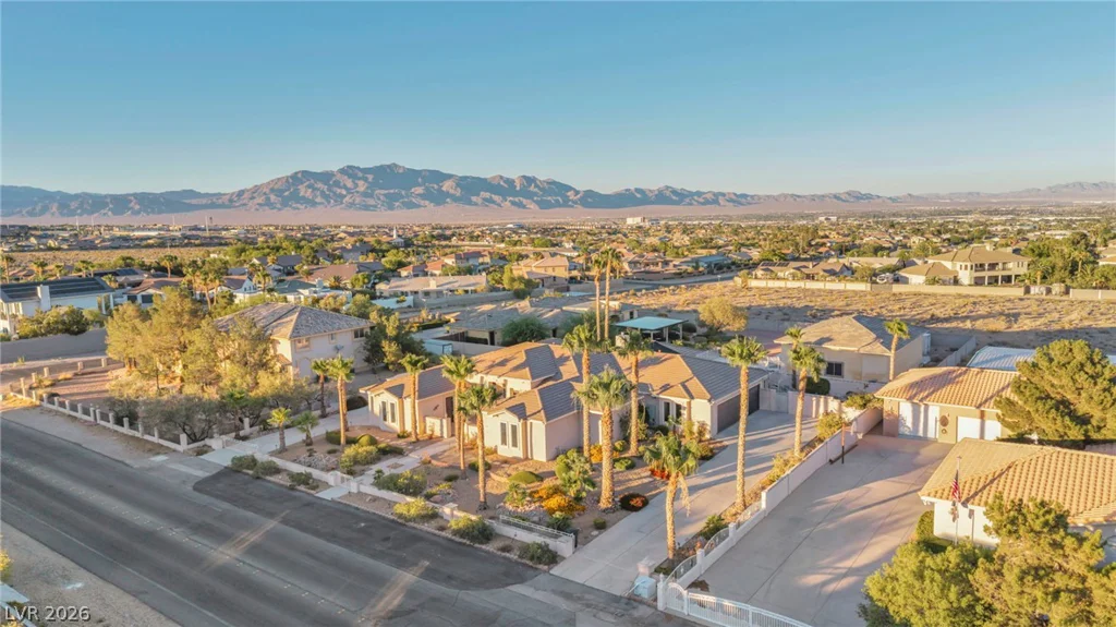 5960 Michelli Crest, Las Vegas, NV 89149